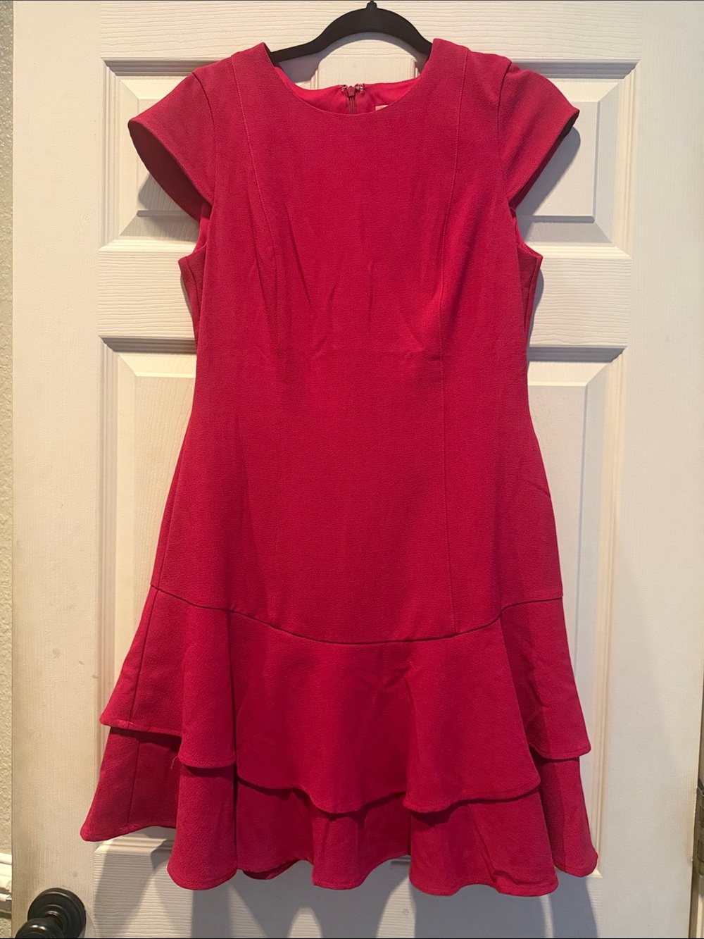 Eliza J Fuchsia Tiered Cap-Sleeve Mini Dress
